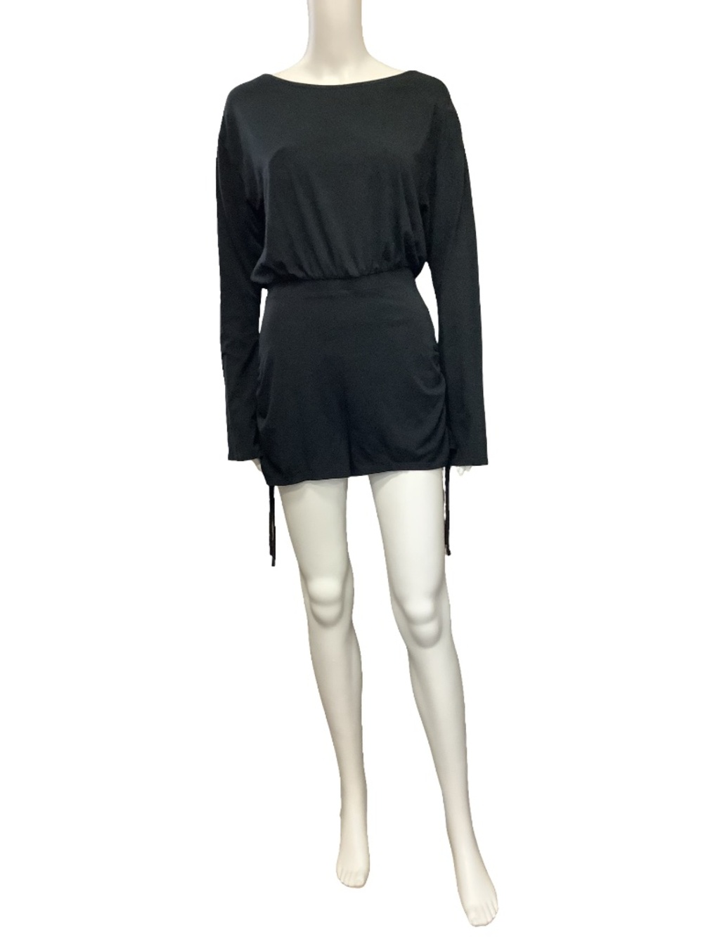 Lovers and Friends Round Neck Romper Size: S
